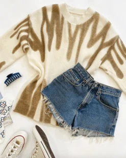 Strickpullover Beline 16 Strickpullover Beline -Strandbikini Geschaft Strickkleider Pullover Oversize Damen weiter Strickpullover Muster Verlauf Grafitti Fashion Style Schweiz Beline beige 6 427170